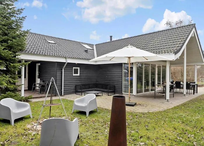 M191-vaeggerlose-baeverstien-46 * Bøtø By